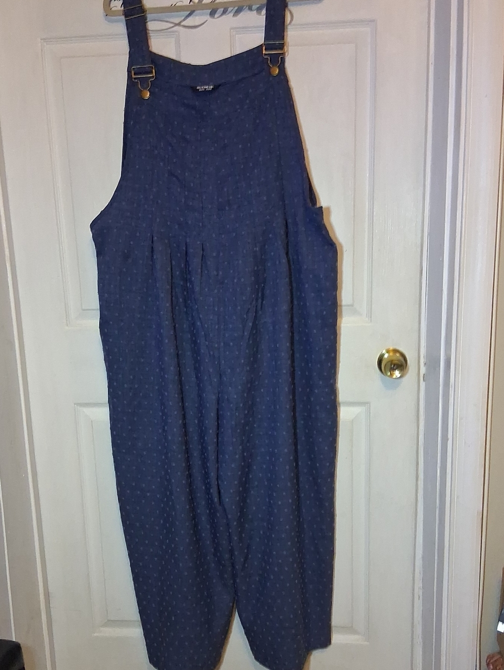 BloomChic Navy Textured Knit Top